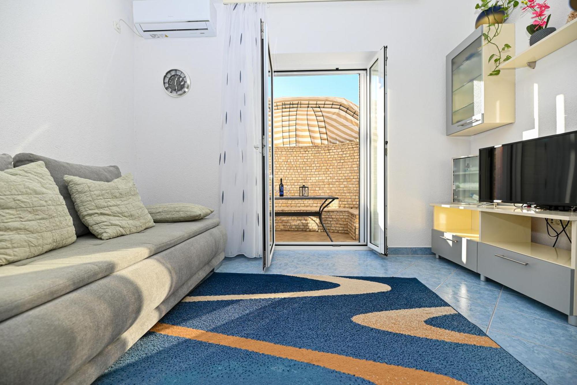 Apartments Patricia Trogir Exterior photo